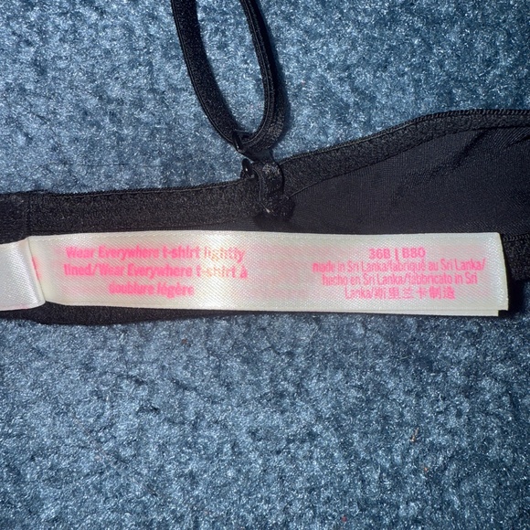 Victoria's Secret PINK Wear Everywhere T-Shirt Lightly Lined Black Bra 36B - Picture 4 of 4